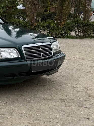 Mercedes C 240 1999, 299,700 km - 2.6 л - Bakı