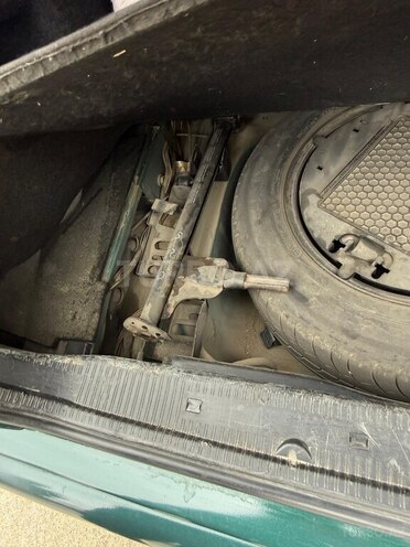 Mercedes C 240 1999, 299,700 km - 2.6 л - Bakı