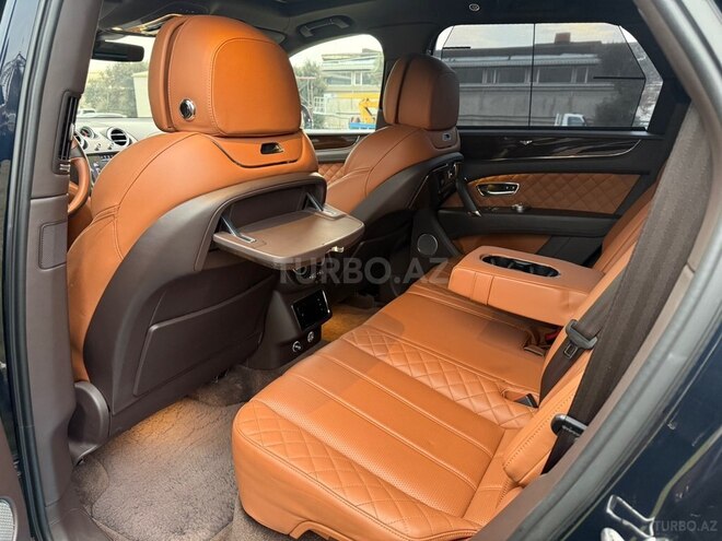 Bentley Bentayga 2016, 74,000 km - 6.0 l - Bakı