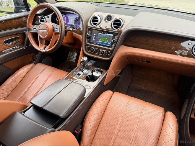 Bentley Bentayga 2016, 74,000 km - 6.0 l - Bakı