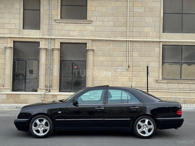 Mercedes E 240 1999, 212,000 km - 2.4 l - Sumqayıt