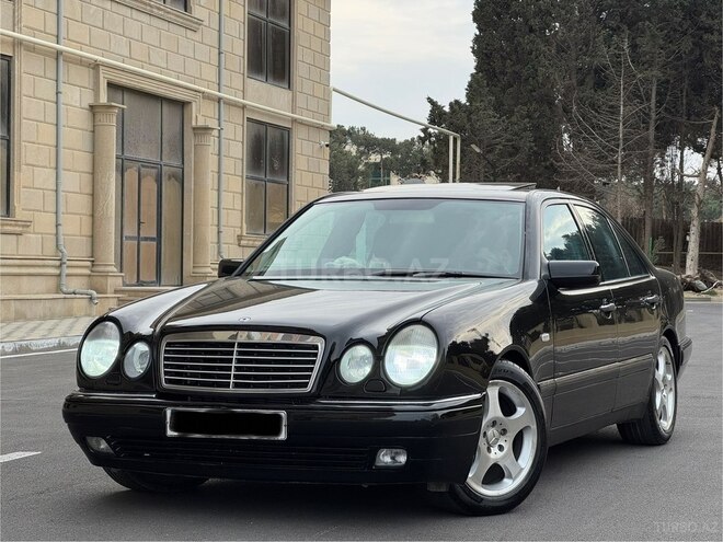 Mercedes E 240 1999, 212,000 km - 2.4 l - Sumqayıt