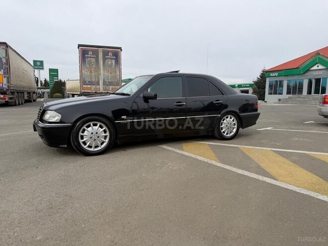 Mercedes C 200-2