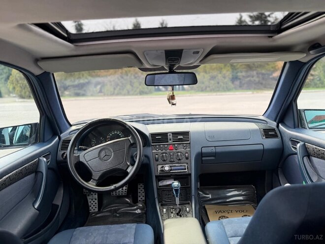 Mercedes C 200-8