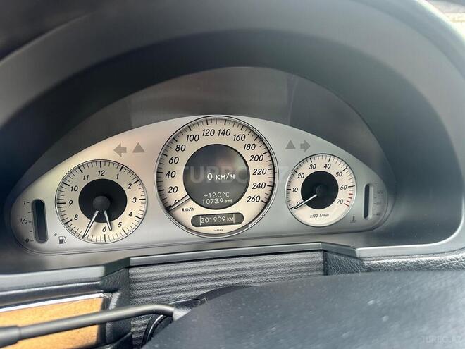 Mercedes E 200-3