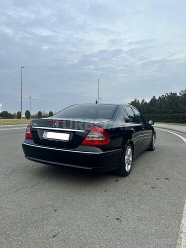 Mercedes E 200-16