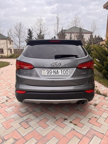 Hyundai Santa Fe-13