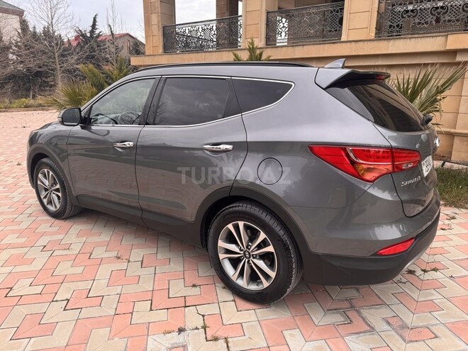 Hyundai Santa Fe-14