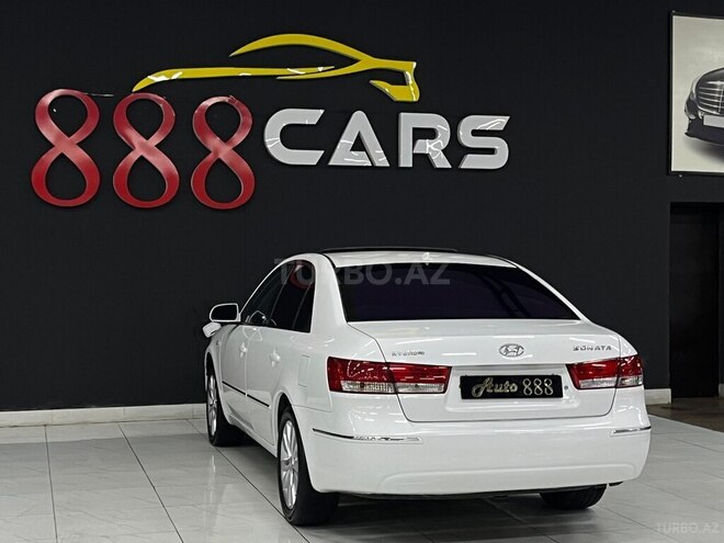 Hyundai Sonata-4