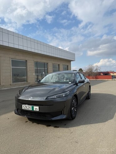 Changan Qiyuan A05-3