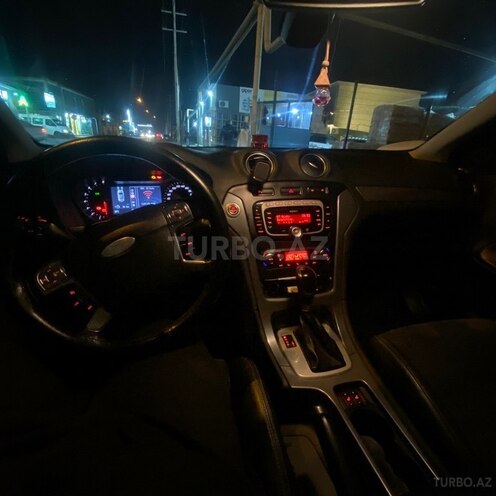 Ford Mondeo-6