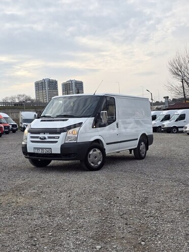Ford Transit-3