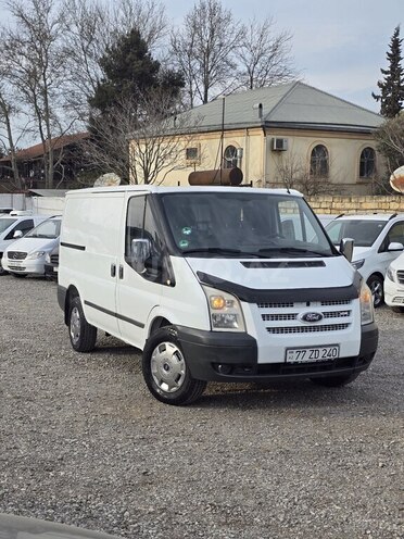 Ford Transit-2