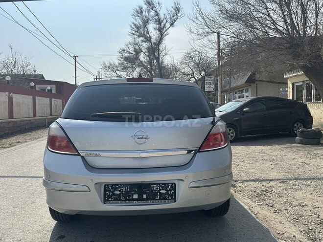 Opel Astra 2006, 242,000 km - 1.4 l - Sumqayıt