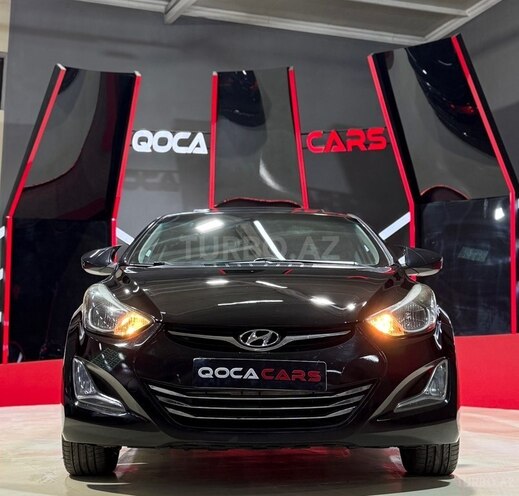 Hyundai Elantra-4