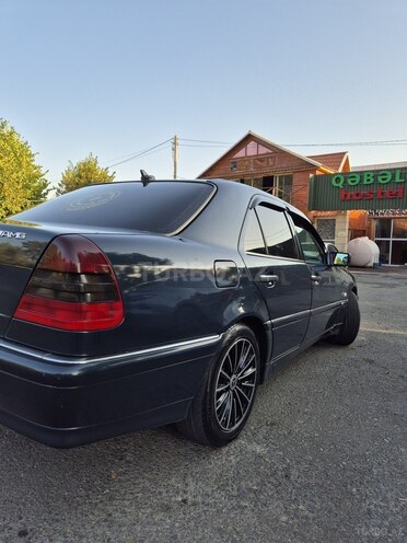 Mercedes C 180-10