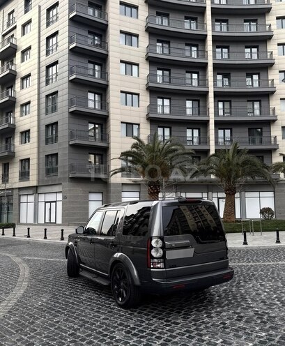Land Rover Discovery-5