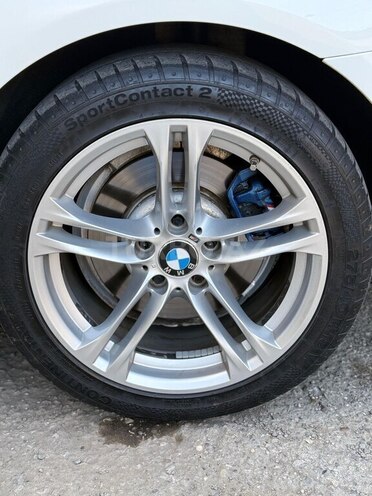 BMW 520d-13