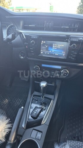 Toyota Corolla 2014, 186,795 km - 1.6 л - Sabirabad