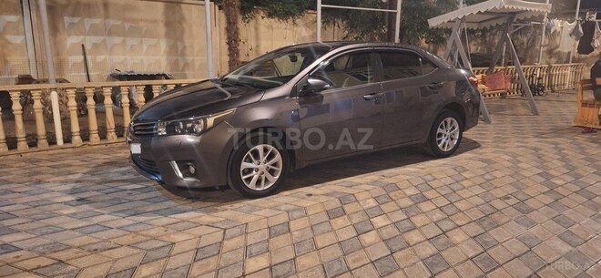 Toyota Corolla 2014, 186,795 km - 1.6 л - Sabirabad