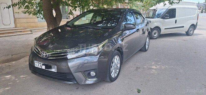 Toyota Corolla 2014, 186,795 km - 1.6 л - Sabirabad