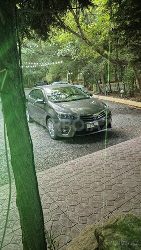 Toyota Corolla 2014, 186,795 km - 1.6 л - Sabirabad