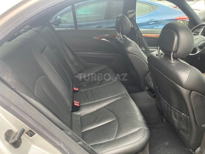 Mercedes E 240 2002, 278,000 km - 2.6 л - Bakı