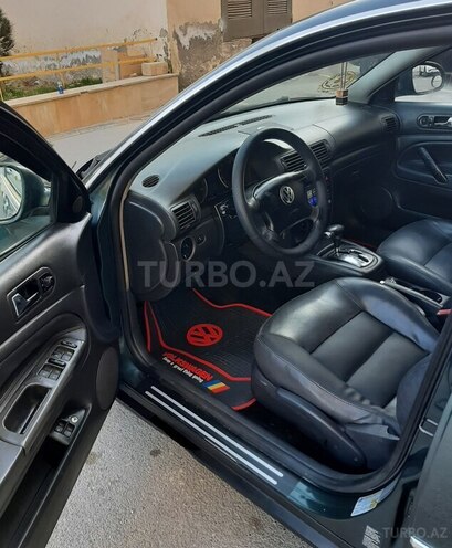 Volkswagen Passat 2004, 355,300 km - 1.8 l - Bakı