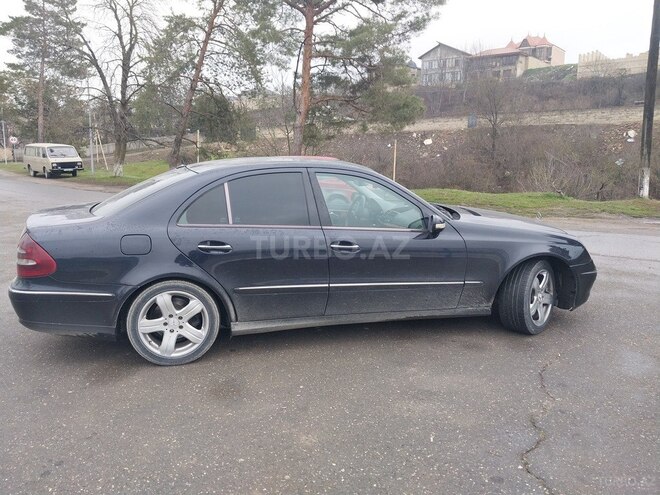 Mercedes E 220 2003, 209,220 km - 2.2 л - Quba