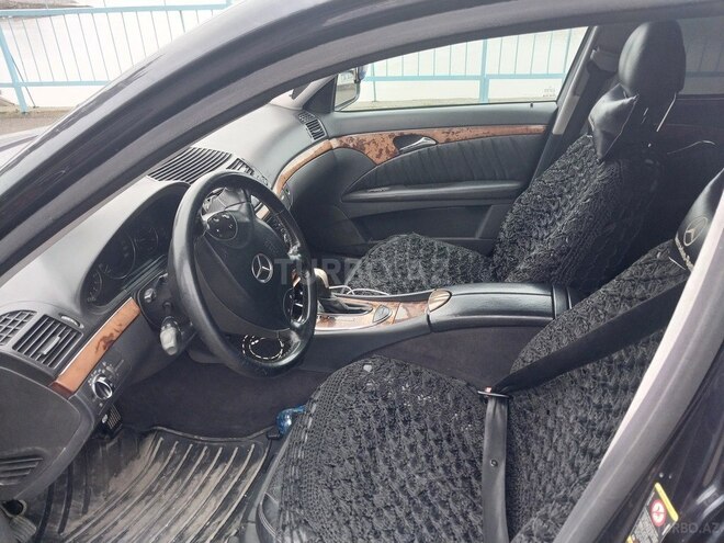 Mercedes E 220 2003, 209,220 km - 2.2 л - Quba