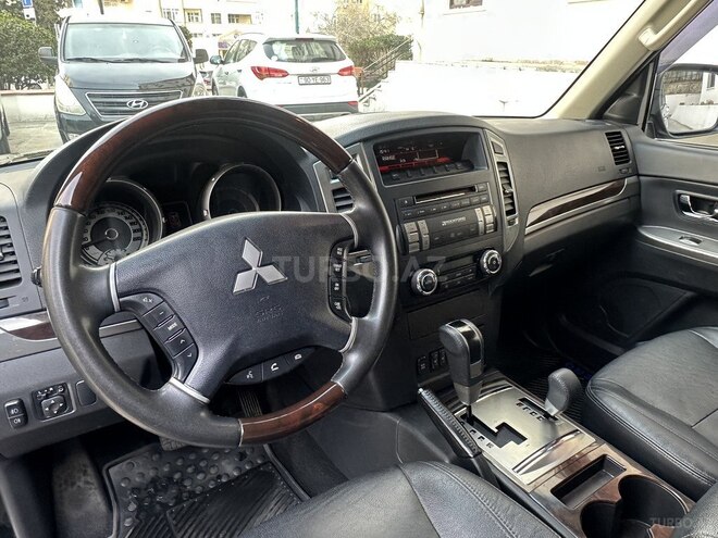 Mitsubishi Pajero 2014, 136,000 km - 3.8 л - Bakı