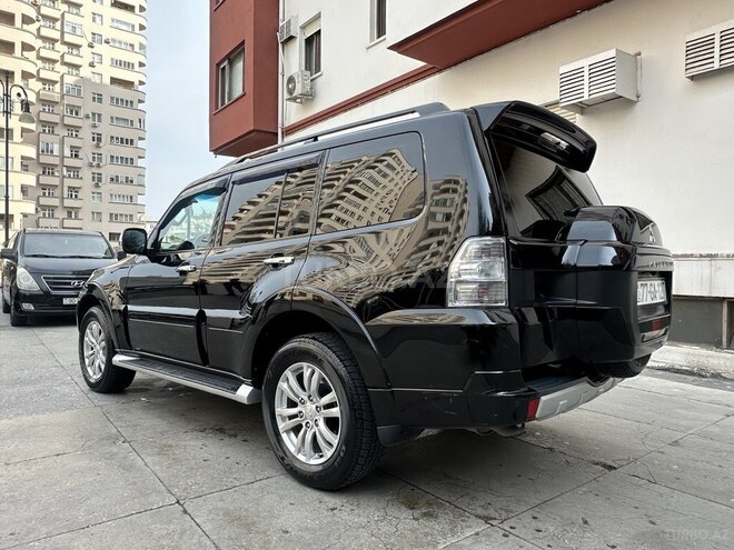Mitsubishi Pajero 2014, 136,000 km - 3.8 л - Bakı