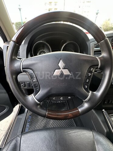 Mitsubishi Pajero 2014, 136,000 km - 3.8 л - Bakı