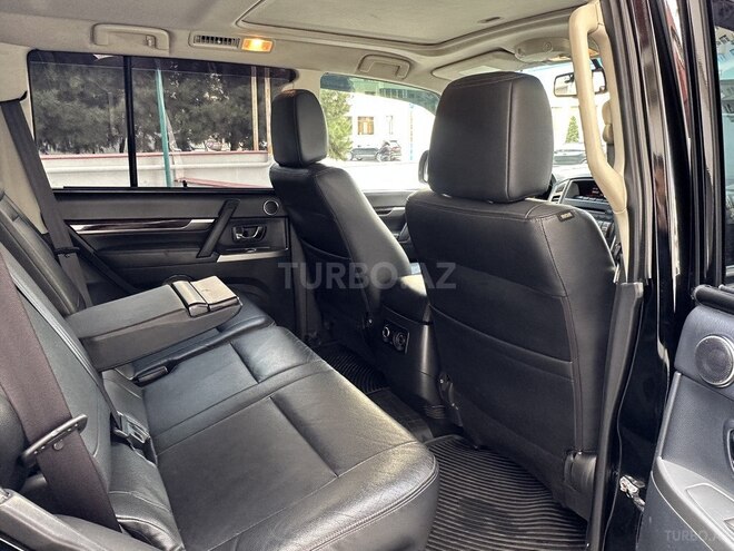 Mitsubishi Pajero 2014, 136,000 km - 3.8 л - Bakı