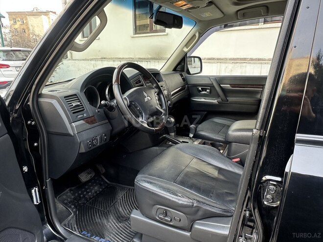 Mitsubishi Pajero 2014, 136,000 km - 3.8 л - Bakı
