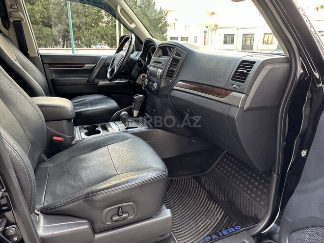 Mitsubishi Pajero 2014, 136,000 km - 3.8 л - Bakı