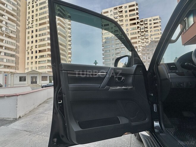 Mitsubishi Pajero 2014, 136,000 km - 3.8 л - Bakı