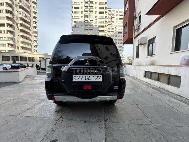 Mitsubishi Pajero 2014, 136,000 km - 3.8 л - Bakı