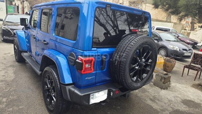 Jeep Wrangler-13