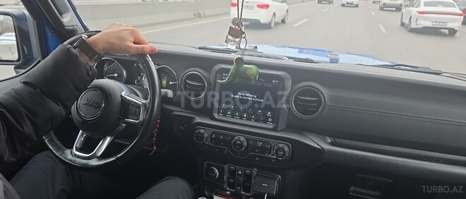 Jeep Wrangler-18