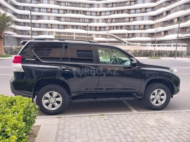 Toyota Land Cruiser Prado 2011, 238,432 km - 2.7 l - Bakı