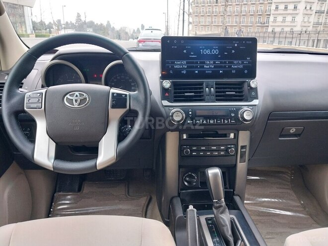 Toyota Land Cruiser Prado 2011, 238,432 km - 2.7 l - Bakı