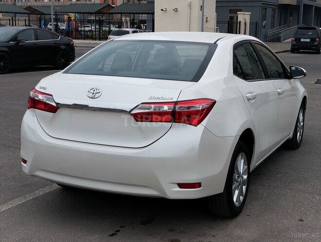 Toyota Corolla-5