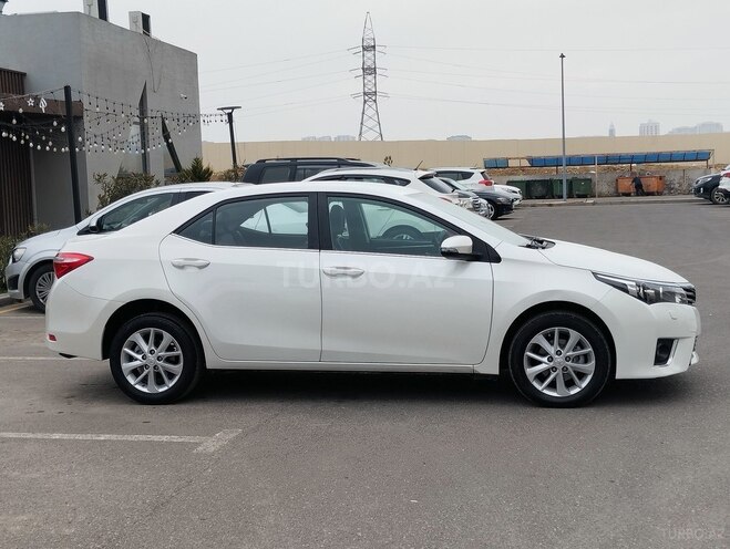 Toyota Corolla-3