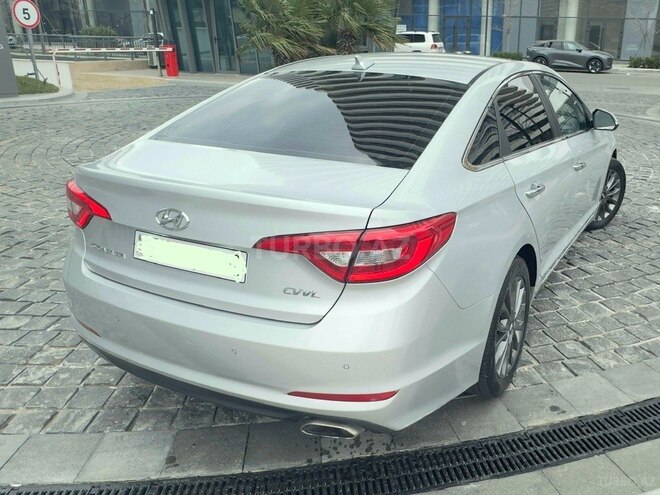 Hyundai Sonata-7