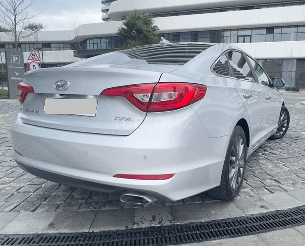 Hyundai Sonata-8