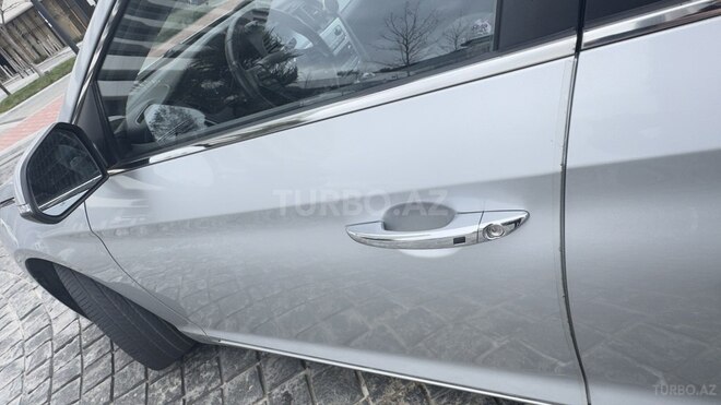 Hyundai Sonata-9