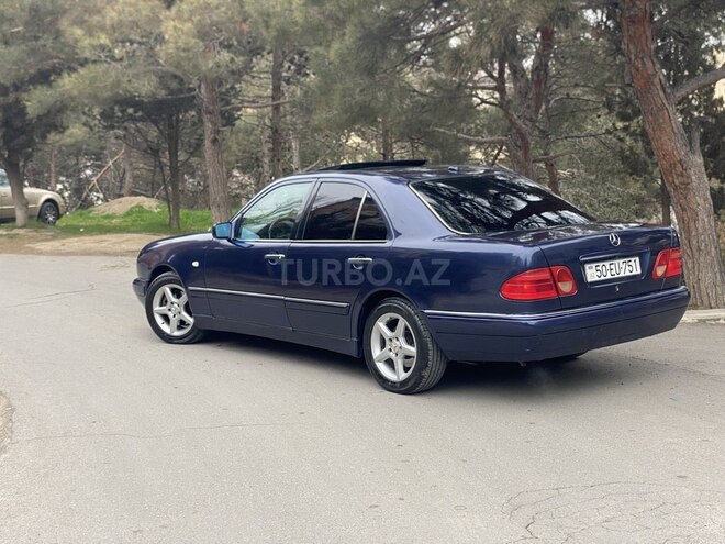Mercedes E 240 1998, 245,450 km - 2.4 l - Bakı