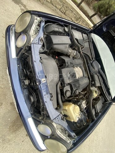 Mercedes E 240 1998, 245,450 km - 2.4 l - Bakı