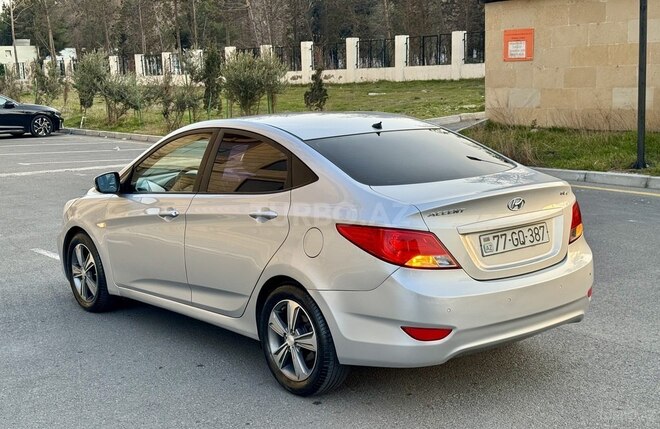 Hyundai Accent 2016, 247,776 km - 1.6 l - Bakı